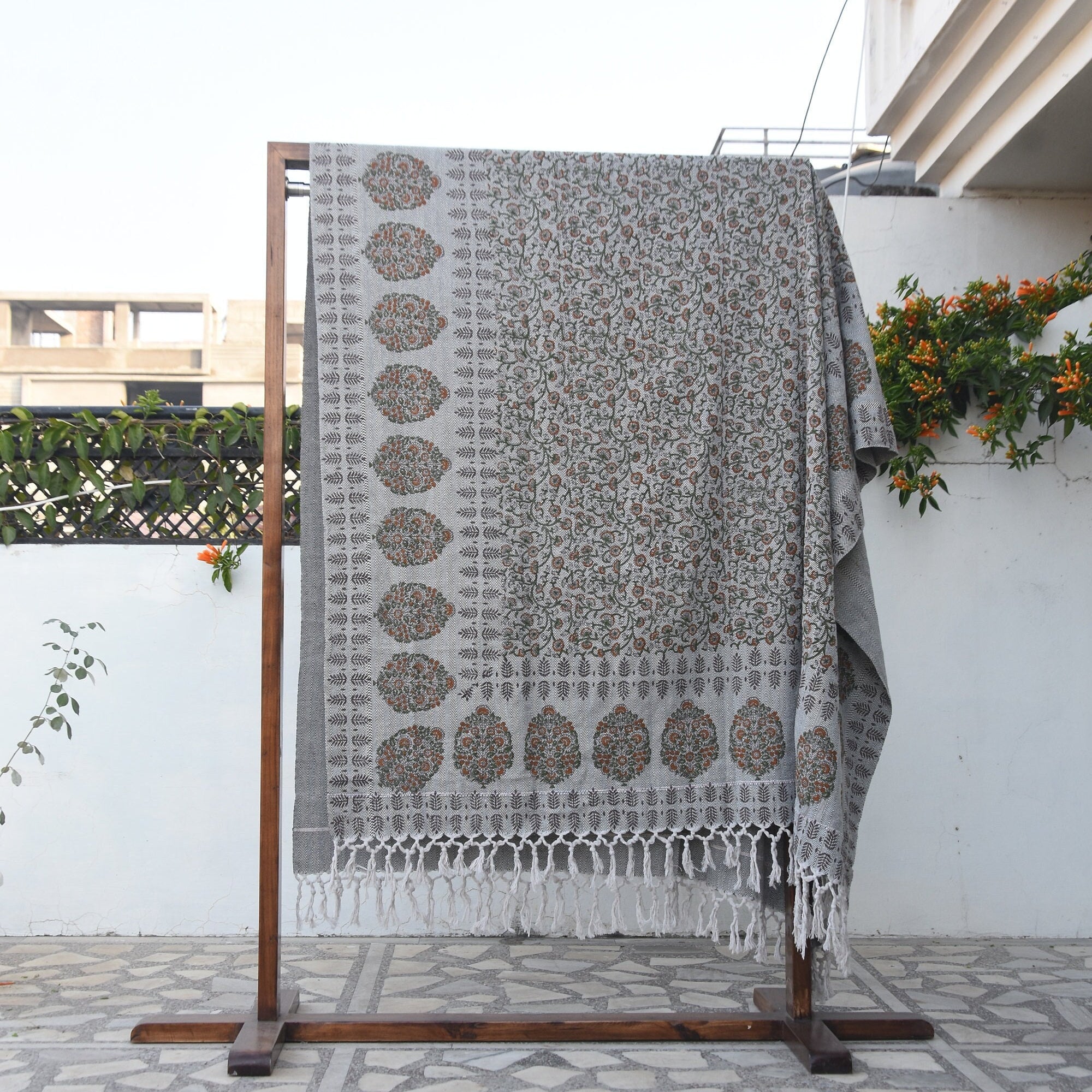 Blankets and Throws - Handwoven Block Print Throws - Handmade Blankets - Handwoven Handloom Fabric - HIMACHAL